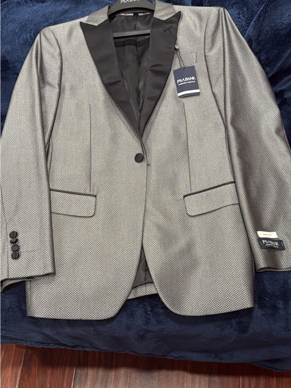 Jos A Bank Men's Silver Textured Tuxedo Jacket with Black Satin Lapel